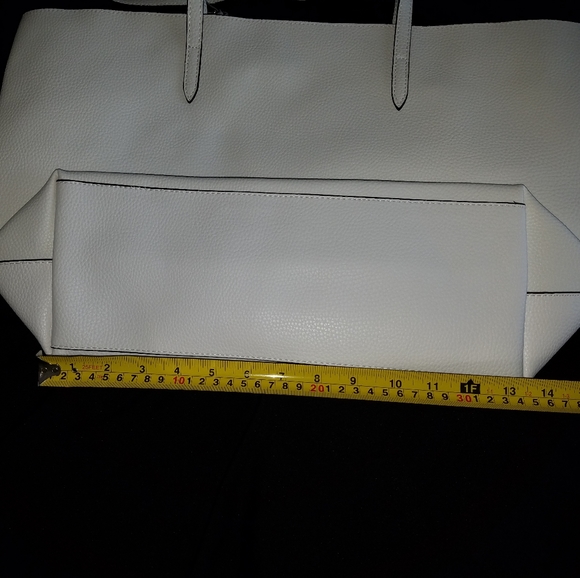 VICTORIA'S SECRET - NWT - Wht & metallic silver - Picture 8 of 8